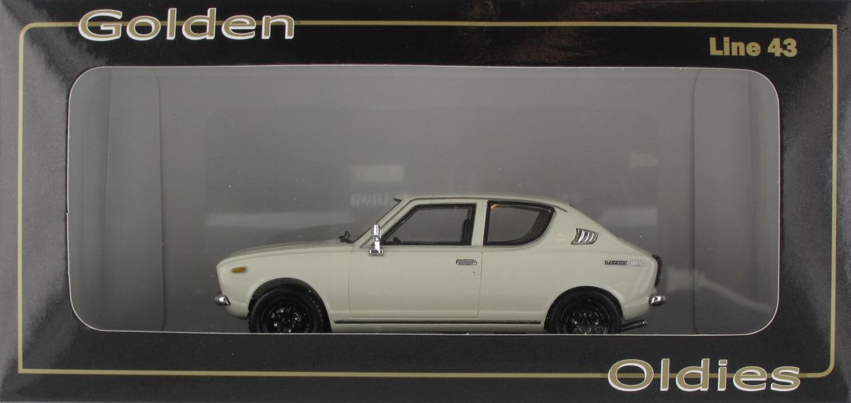 Песня я соберу 100 машин 100 карат. Datsun Cherry 100a игрушка. Datsun 100a сборная модель. Datsun 100a игрушечная модель. Масштабная модель Datsun 100a.