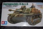 Sturmgeschutz 3 ausf.G 1/35 panssarivaunu ja suomi sävy maali Lifecolor