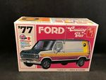 Ford 1977 cruising van  1/25 koottava pienoismalli 